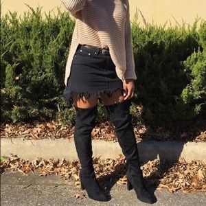 🖤Black high-waisted skirt